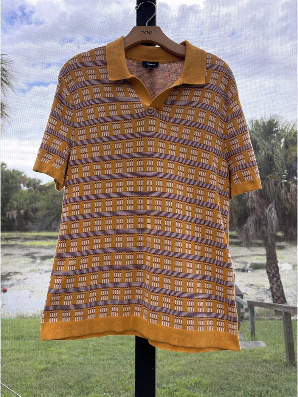 2024 Express Retro Polo Mens Large Gold Patterned SS Cotton Johnny Collar